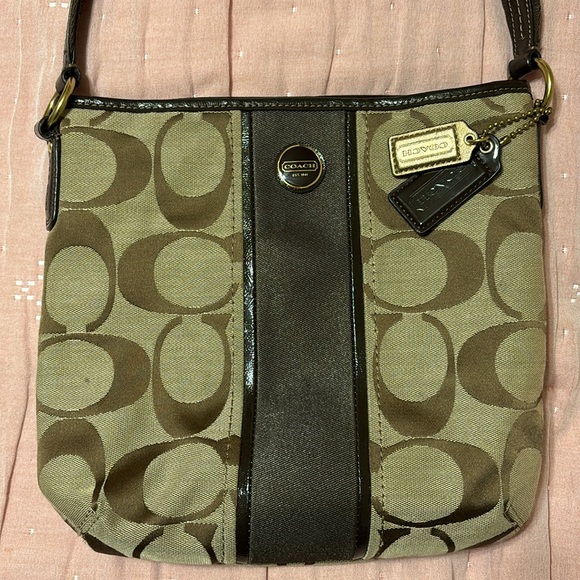 Coach Crossbody - Picture 3 of 8